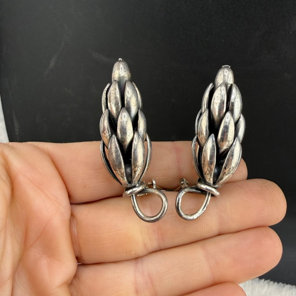 Vintage Napier Wheat Sheaf Clip On Earrings Silver Tone BOOK PIECE  Signed